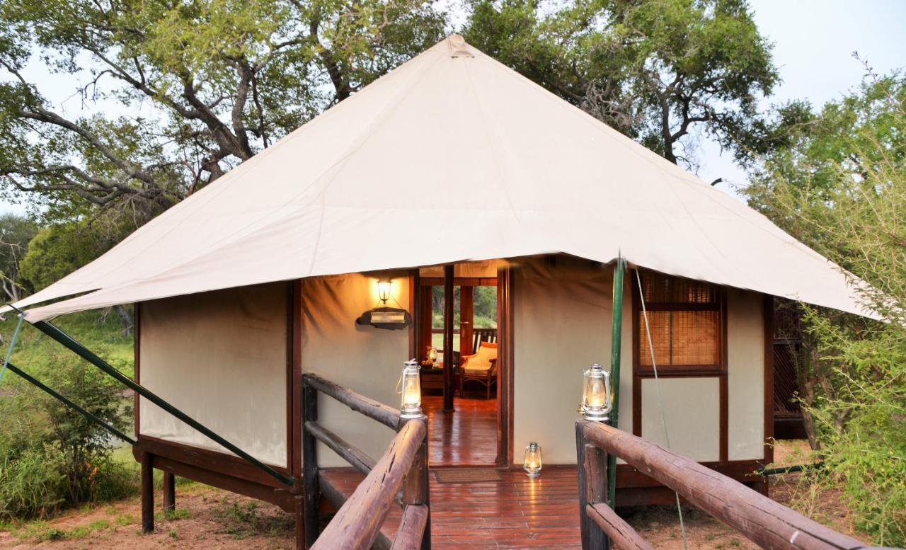 Hamiltons Tented Camp Mluwati Concession Buitenkant foto